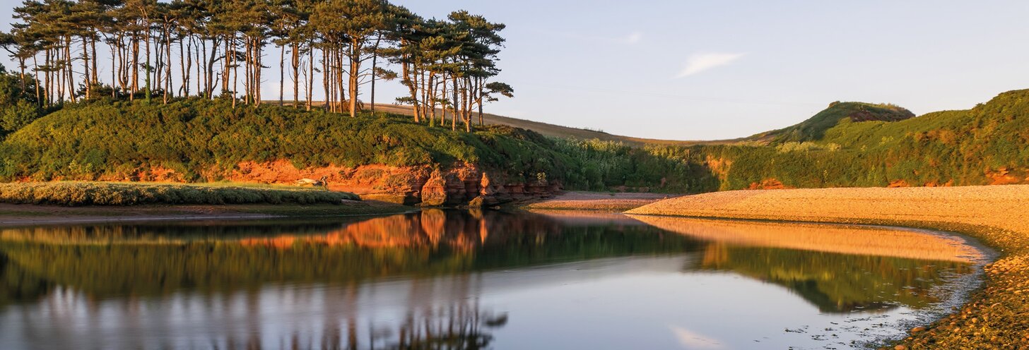 TRACTO GRUNDORAM supports sewer replacement at coastal town